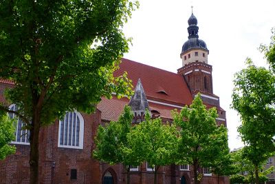 Oberkirche - Blick aus Nordosten