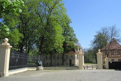 Eingang zum Schlossparkareal