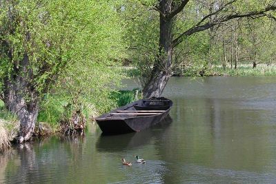 traditioneller Holzkahn