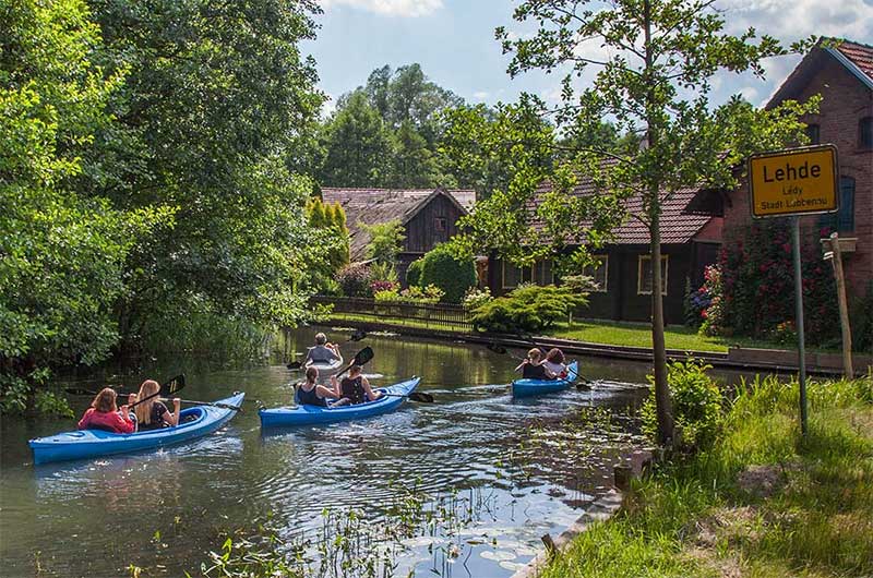 Paddler in Lehde