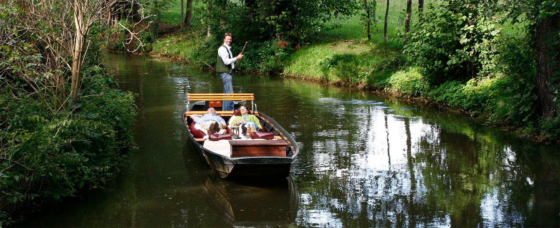 Willkommen zur Wellnesskahnfahrt im Spreewald