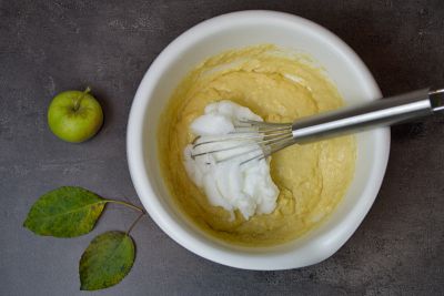 Eischnee vorsichtig unterheben Eischnee vorsichtig unterheben