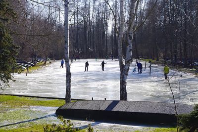 Schlittschuhläufer in Lübbenau (Kahnparkplatz hinter dem Großen Hafen)