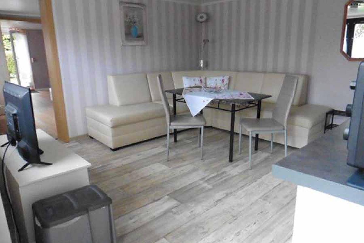 Ferienwohnung Fam. Dehlan - Ferien_im_Spreewald_FW_Wohnzimmer_2024_Spw.