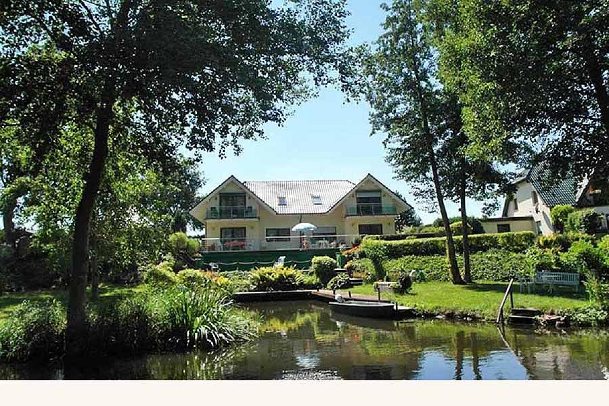 Ferienhaus am Wasser in Trebatsch