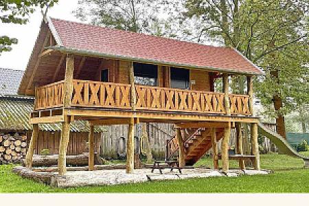 Bild Ferienwohnungen „Zum Baumhaus“