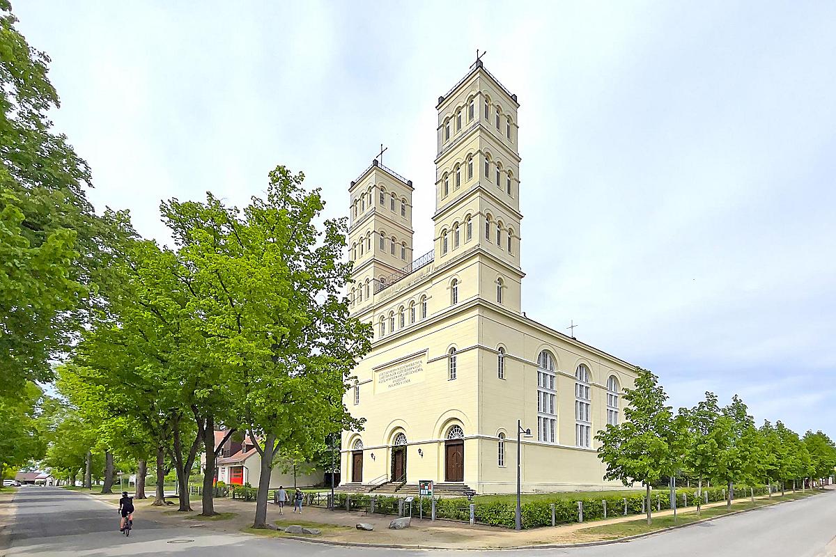 Schinkelkirche in Straupitz