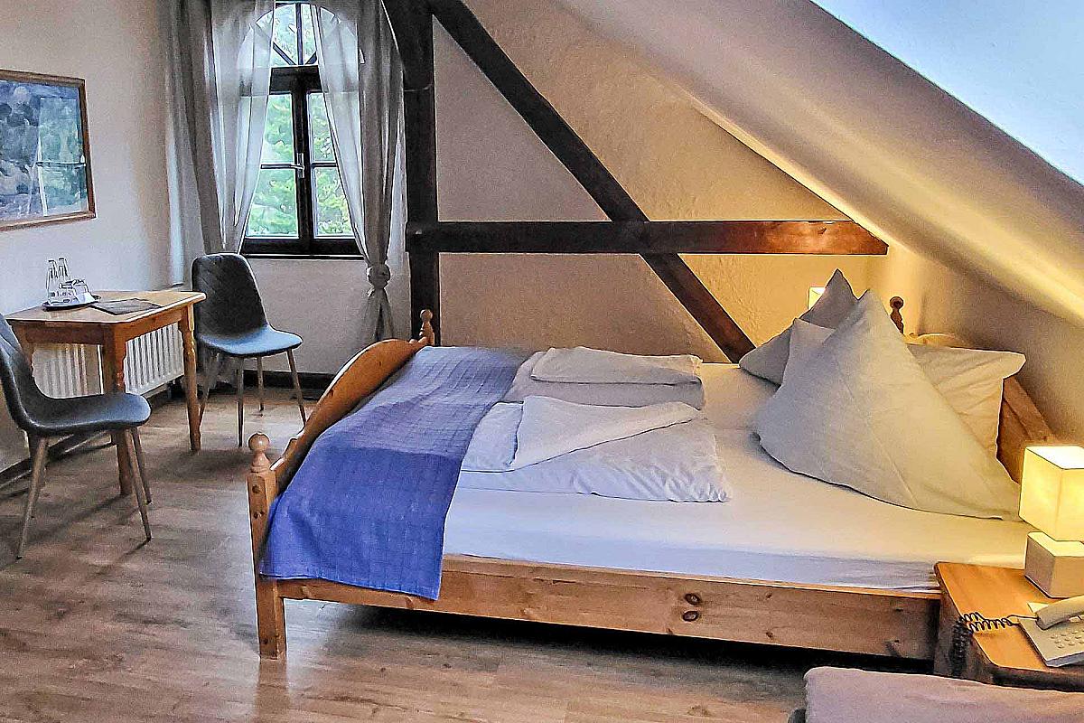 Spreewaldhotels Raddusch - hotel-garni-doppelzimmer-hofschaenke