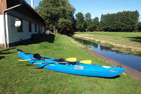 2er Kajak mit Steueranlage
