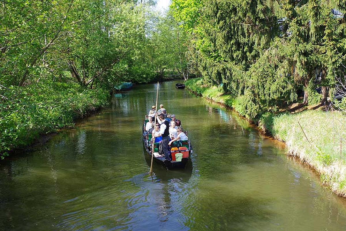 kahnfahrt-am-bootshaus-leineweber_aod-20180428-6694