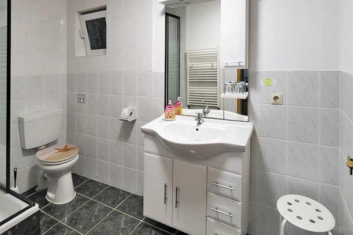 Pension Scherz – bad