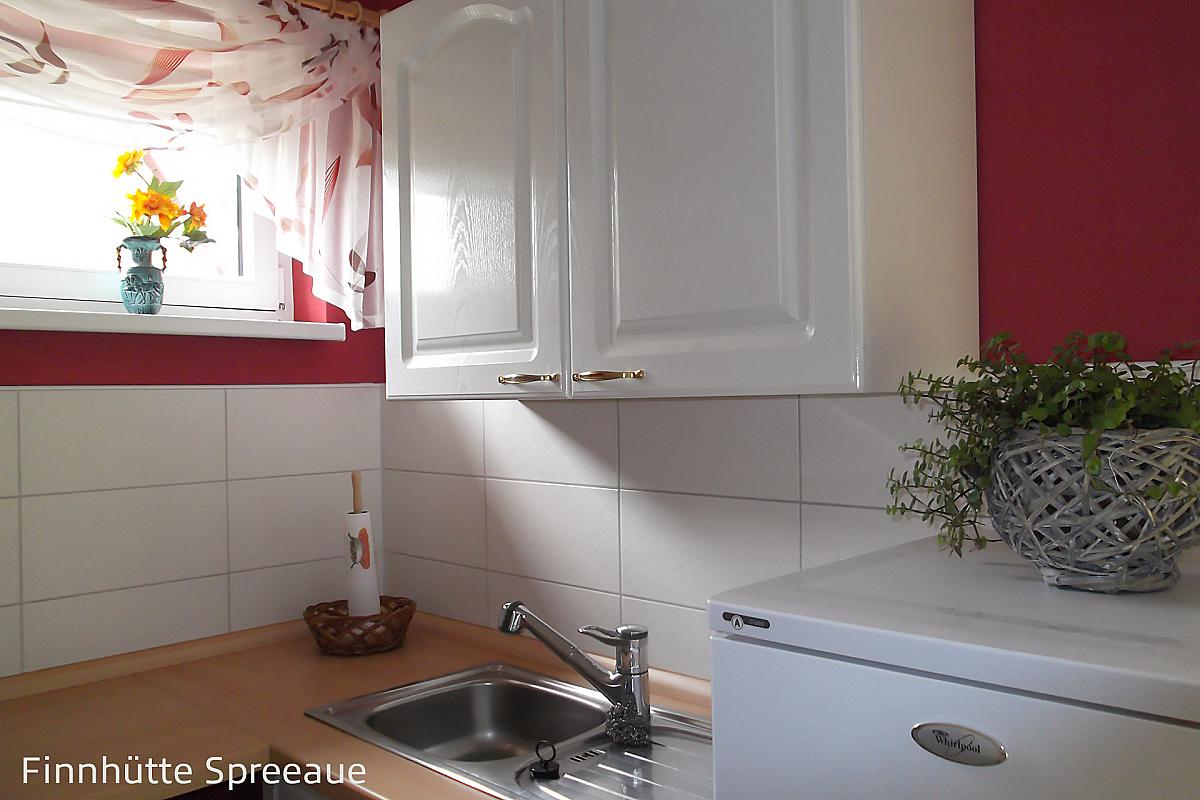 Ferienhaus Karnapke – finnhuette_spreeaue_kueche_DSCF0129