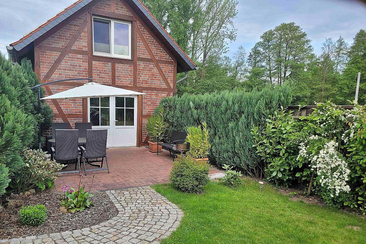 Ferienhaus Buschmühle – ferienhaus-buschmuehle-schlepzig-terrasse
