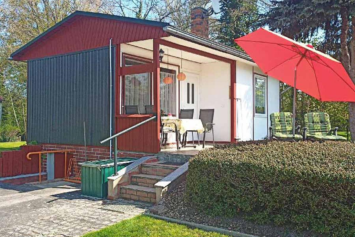 Ferienhaus am Wasser - 1a