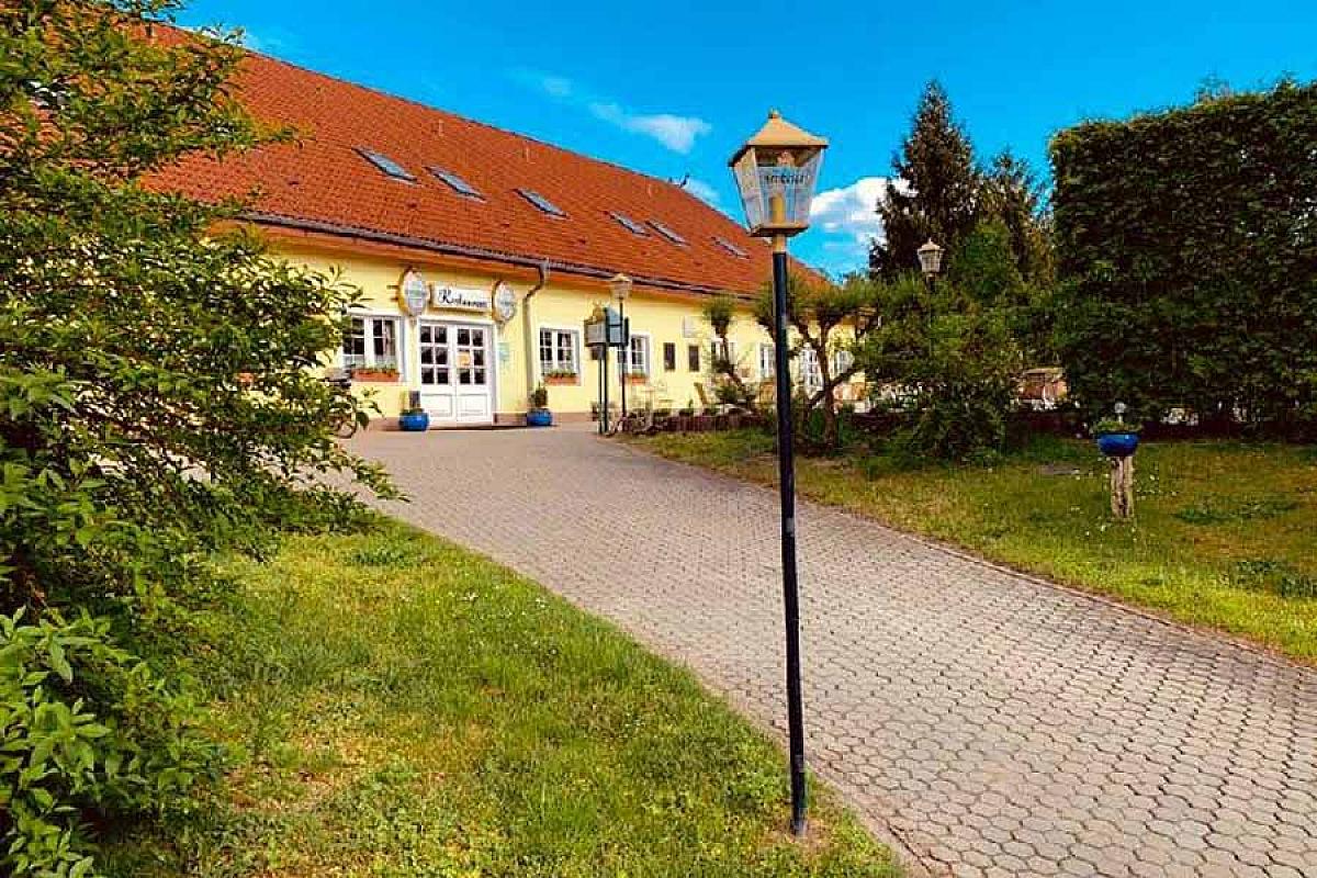 Hotel-Pension "Am Mühlberg"